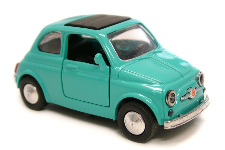 Fiat 500 Toy © Fantazia via sxc.hu